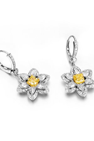 Yastık Kesim Süslü Sarı Küpeler