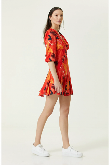 Desenli Kırmızı Elbise