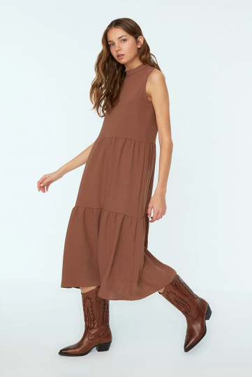 Kahverengi Geniş Kesim Elbise