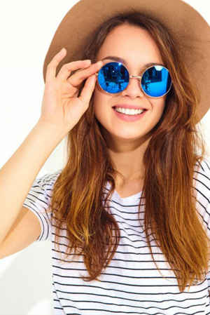 Sade Güneş Gözlüğü